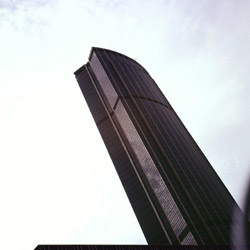foto (2) della torre inclinata di Montparnasse